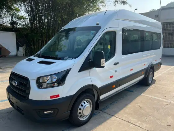 FORD TRANSIT 2025