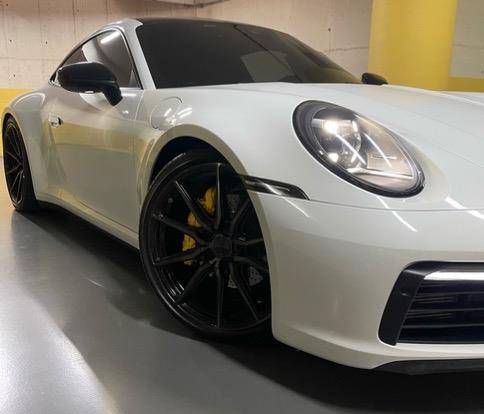 PORSCHE 911 2020