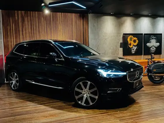 VOLVO XC60 2021