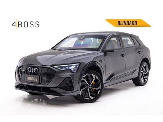 AUDI E-TRON 2022