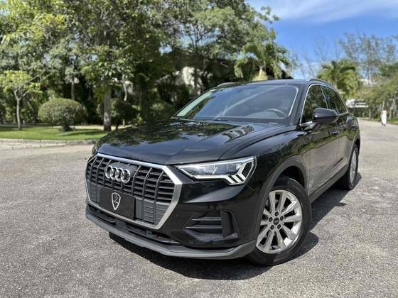 AUDI Q3 2021