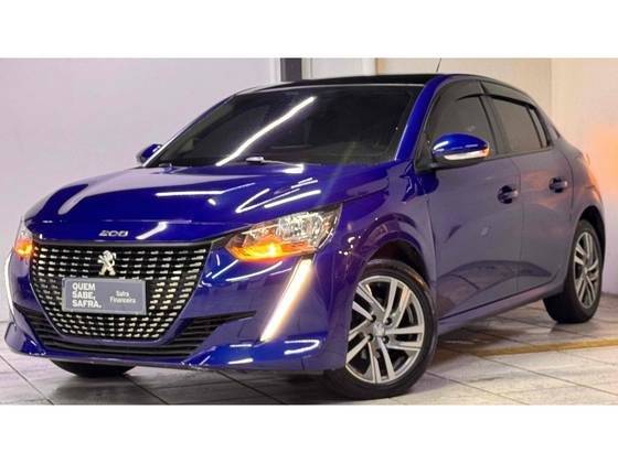 PEUGEOT 208 2021