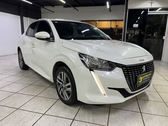 PEUGEOT 208 2022