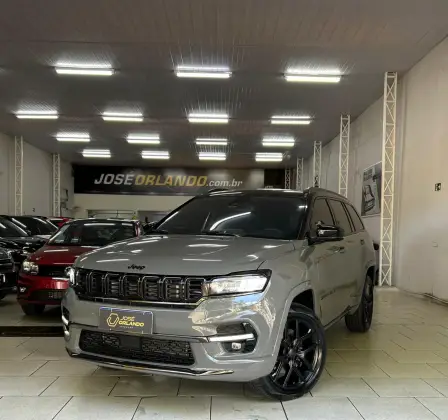 JEEP COMMANDER 2025