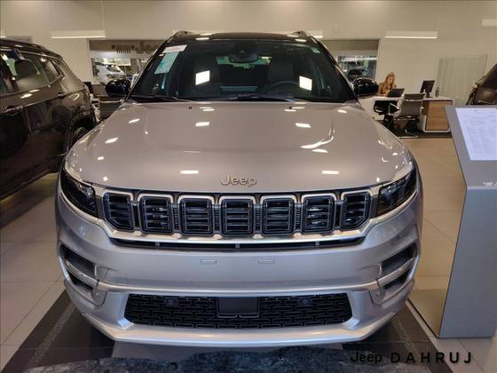 JEEP COMMANDER 2025