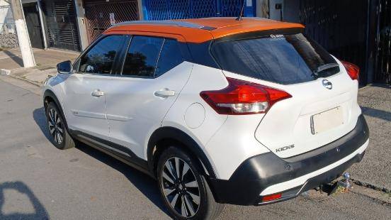 NISSAN KICKS 2019
