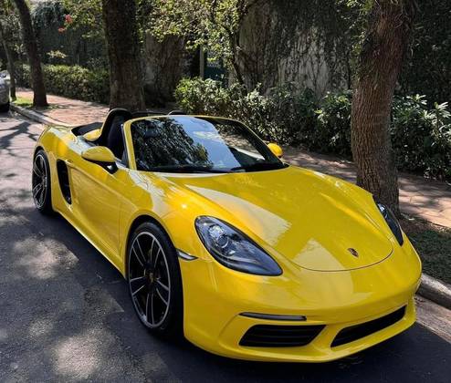 PORSCHE 718 2017