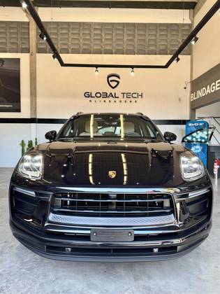 PORSCHE MACAN 2025
