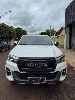 TOYOTA HILUX 2020