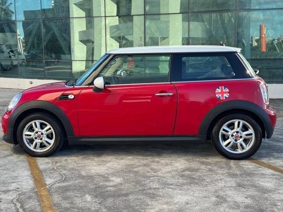 MINI ONE 2012