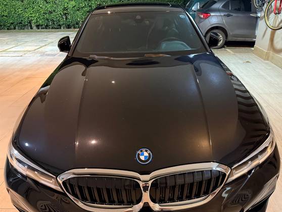 BMW 330e 2022