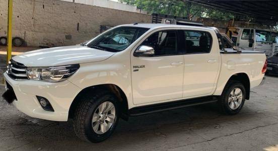 TOYOTA HILUX 2017