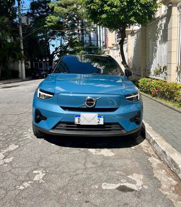 VOLVO XC40 2024