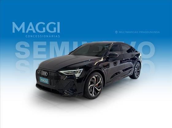 AUDI E-TRON 2022