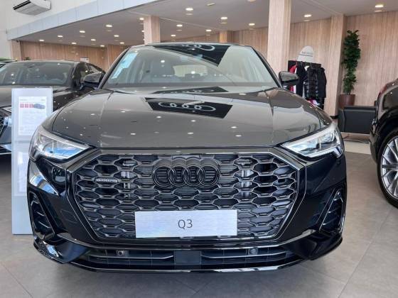AUDI Q3 2025