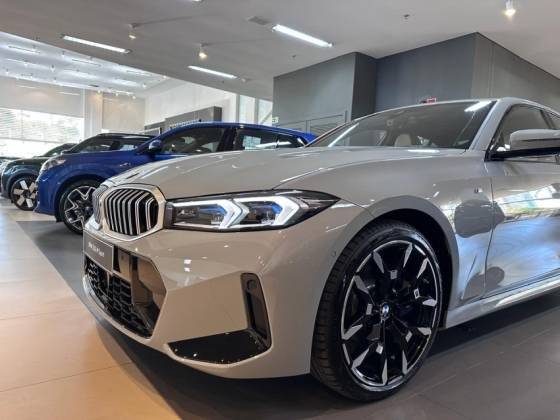 BMW 320i 2025