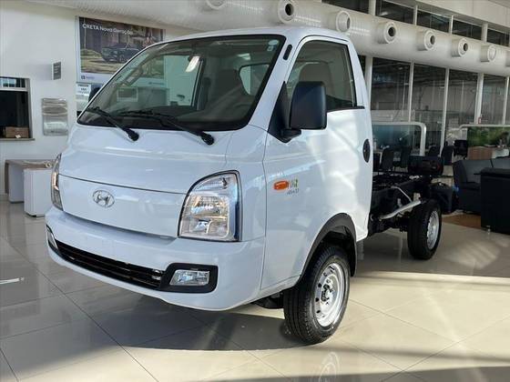 HYUNDAI HR 2025