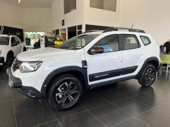 RENAULT DUSTER 2025