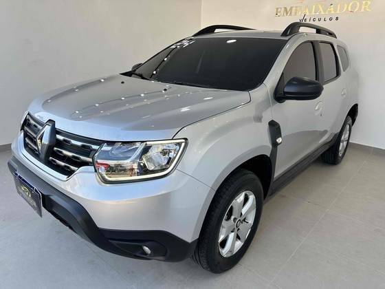 RENAULT DUSTER 2024