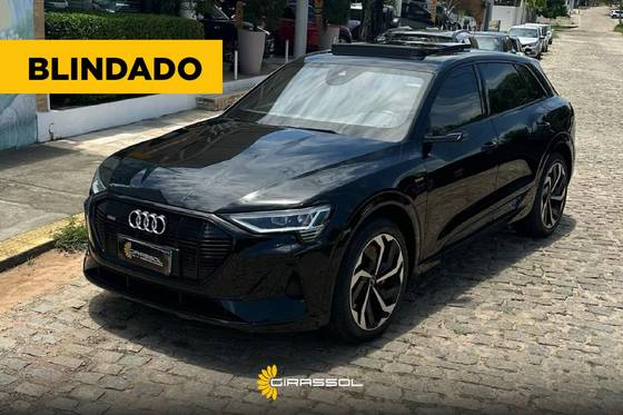 AUDI E-TRON 2021