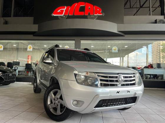 RENAULT DUSTER 2014