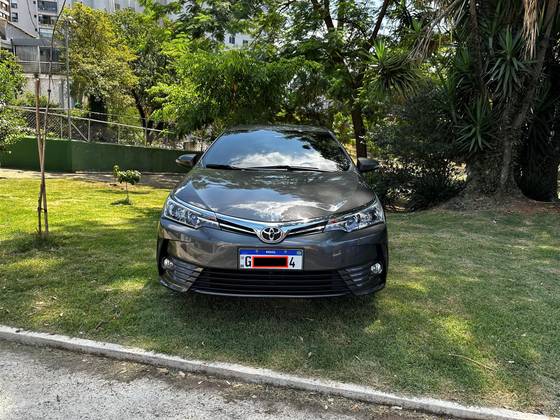 TOYOTA COROLLA 2018