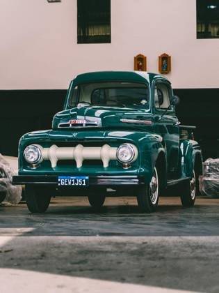 FORD F-1 1951