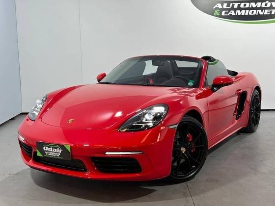 PORSCHE 718 2024