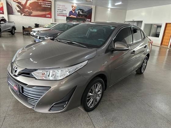 TOYOTA YARIS 2020