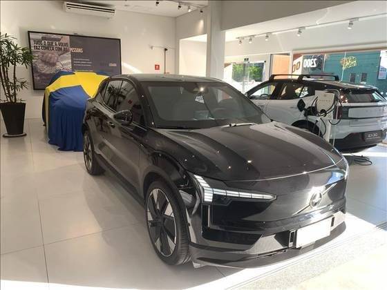VOLVO EX30 2024