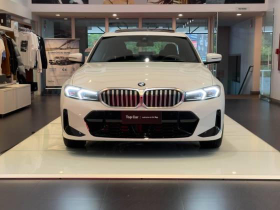BMW 320i 2025