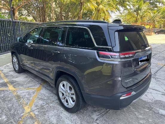 JEEP COMMANDER 2023