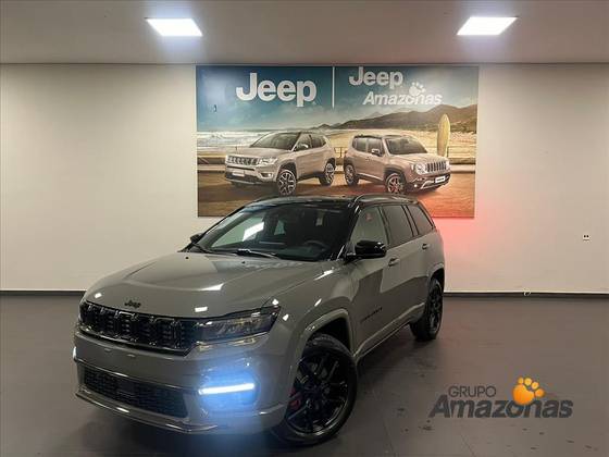 JEEP COMMANDER 2025