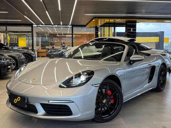 PORSCHE 718 2021