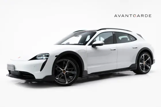 PORSCHE TAYCAN 2022
