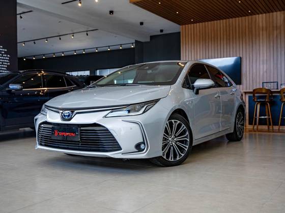 TOYOTA COROLLA 2023