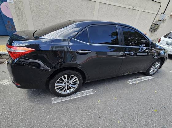 TOYOTA COROLLA 2015
