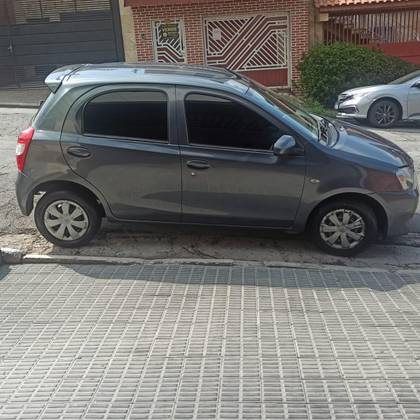 TOYOTA ETIOS 2016