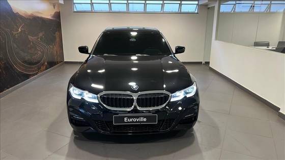 BMW 330e 2022