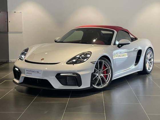 PORSCHE 718 2023
