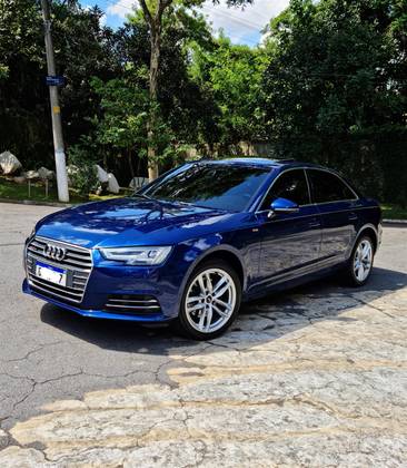 AUDI A4 2016