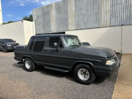 FORD F-1000 1989