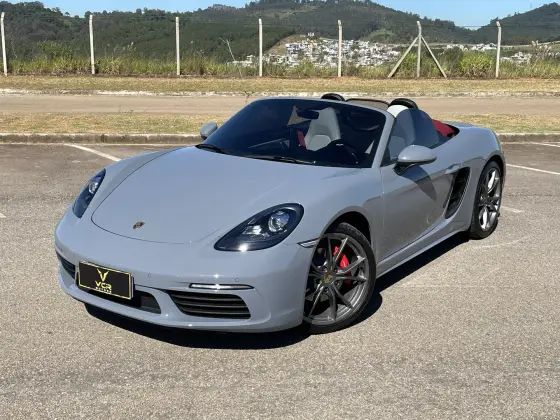 PORSCHE 718 2024