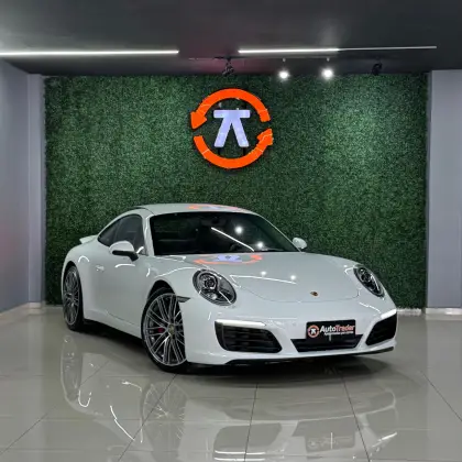 PORSCHE 911 2017