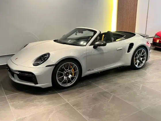 PORSCHE 911 2022