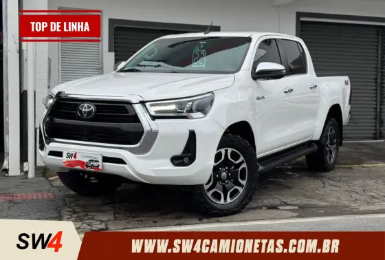 TOYOTA HILUX 2022