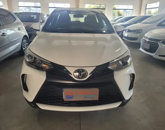 TOYOTA YARIS 2025
