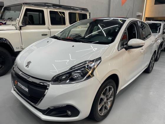 PEUGEOT 208 2017