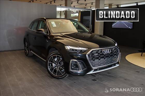 AUDI Q5 2025