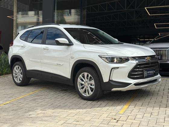 CHEVROLET TRACKER 2024